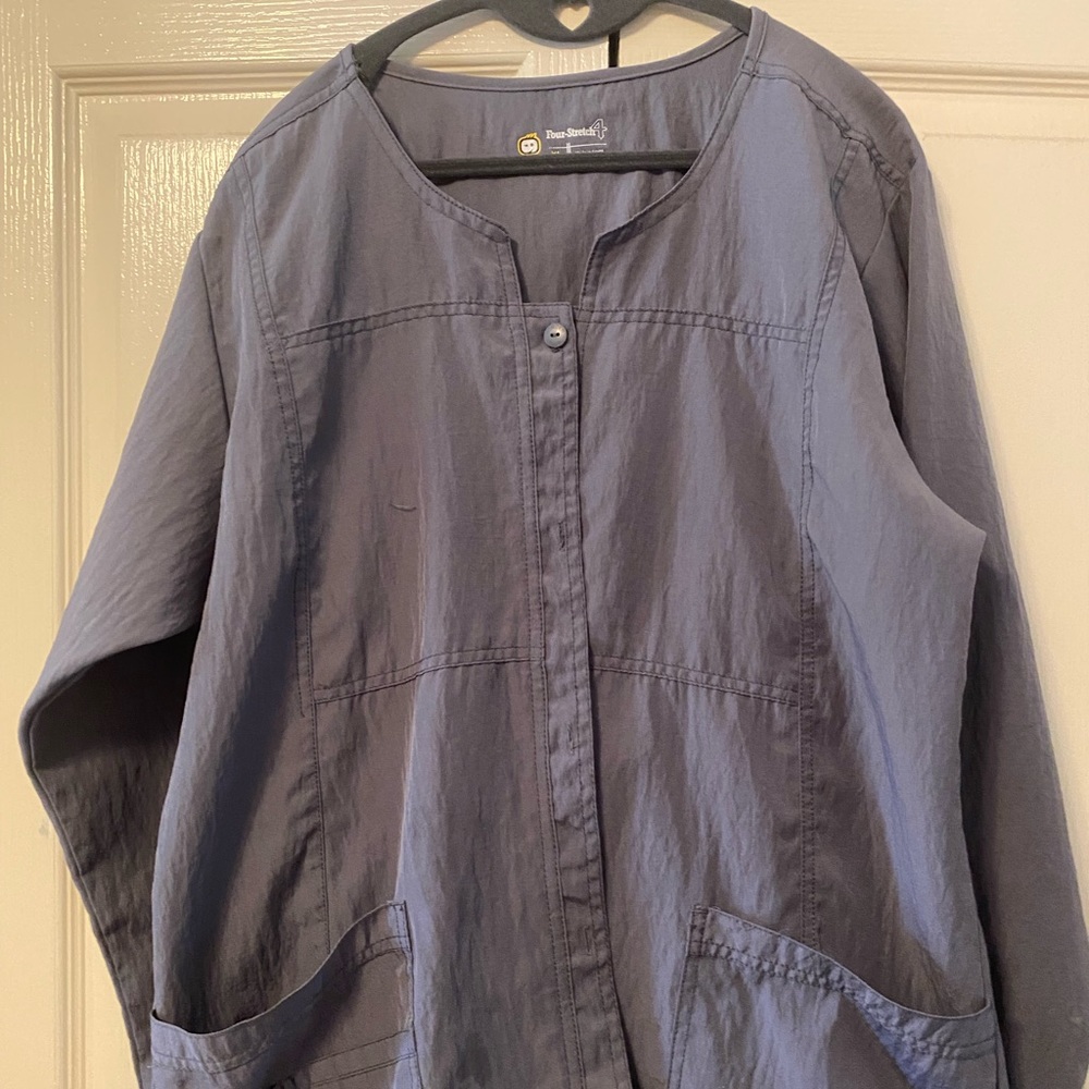 Women’s Scrub Jacket - Size XL